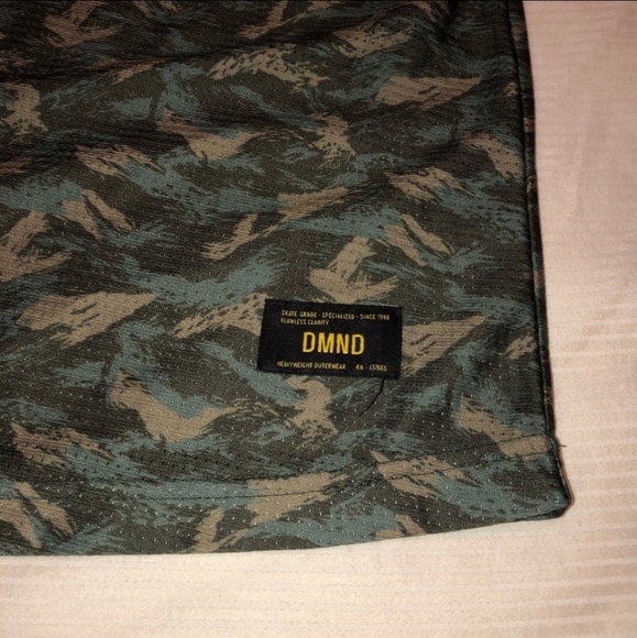 Diamond Supply DMND # 98 Green Camo Jersey - Picture 4 of 7